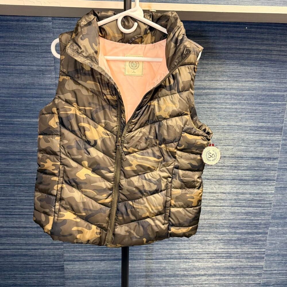 So Heritage Camo Puffer Vest Women’s XL NWT Hooded Camouflage Quilted Vest